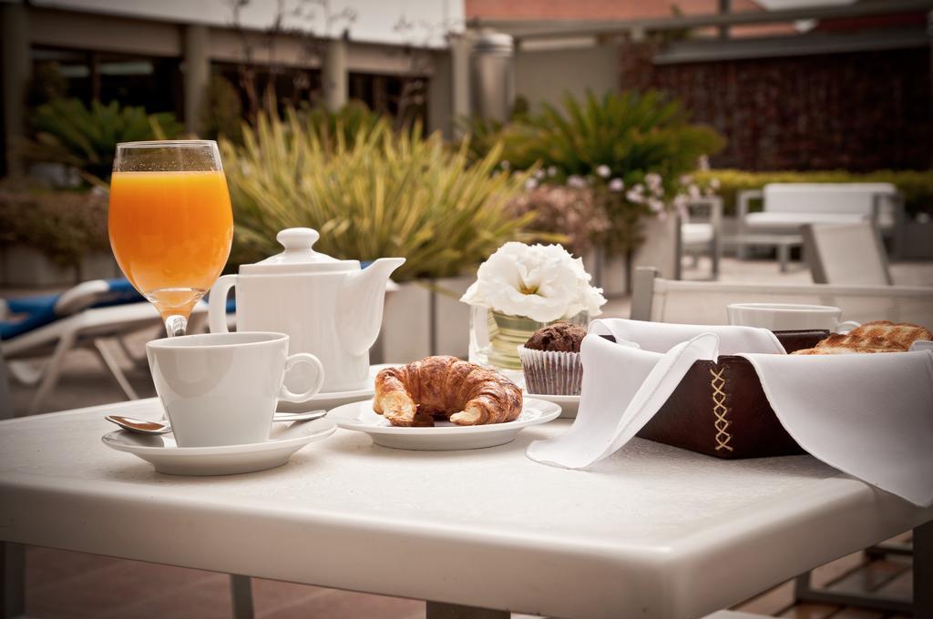 Hotel Uthgra Sasso Mar del Plata Zewnętrze zdjęcie